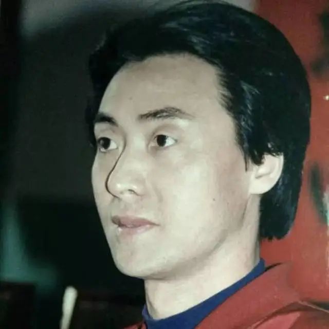 张保卫《小宴》虎将风度潇洒飘逸(附精彩视频)