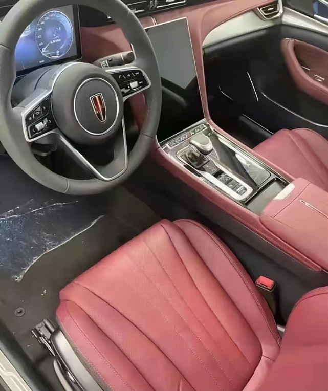 一汽红旗王炸诞生2022款红旗h5正式官宣内饰媲美bba