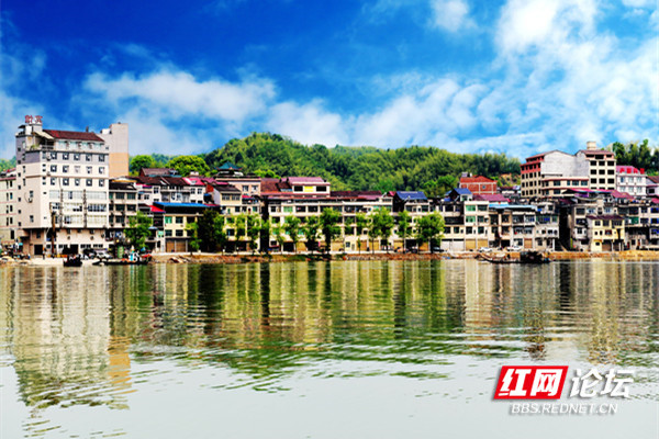 边陲古镇武潭镇地处桃江县的西北边,西与安化县交界,北与常德市接壤