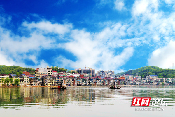 边陲古镇武潭镇地处桃江县的西北边,西与安化县交界,北与常德市接壤