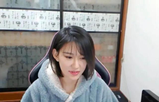 dota2:冷冷,小飞机也有了宝宝,为什么只有莉莉丝生子引起争议_腾讯