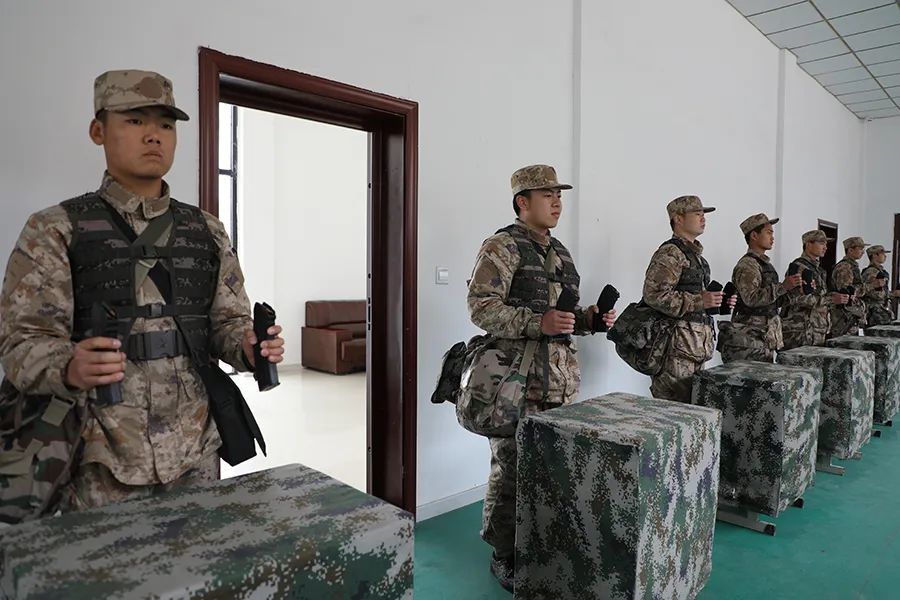 乌克兰士兵声称手机帮自己挡了一颗子弹，韩媒忙着来“抢功”培训机构如何避免生源流失