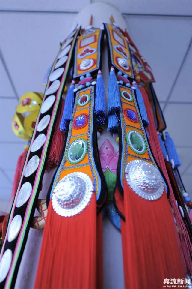 甘肃裕固族红缨帽来历及传说