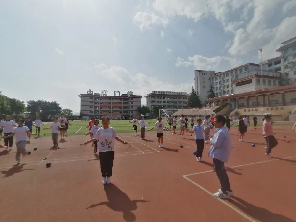 长鹏初中梅子初中兴隆初中朱衣初中繁荣初中永安中学学习中的你最可爱