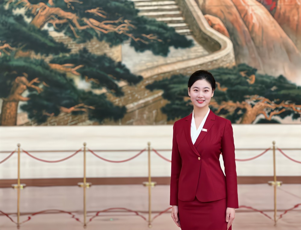 苦练 热爱 态度:一个"金牌讲解员"的背后_腾讯新闻