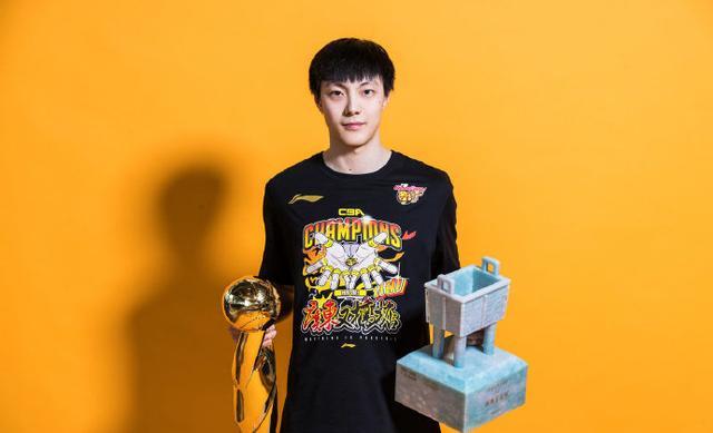 又一个胡明轩?付豪领跑总决赛mvp评选,郭艾伦第2,莫兰德入选