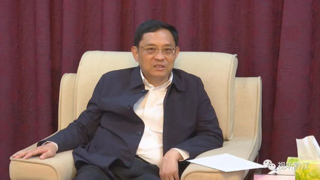 徐江会见重庆海关关长谢斌