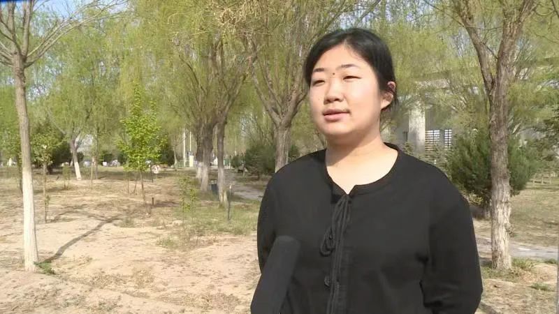 全国人大代表杨艳在甘肃有色冶金职业技术学院宣讲全国两会精神