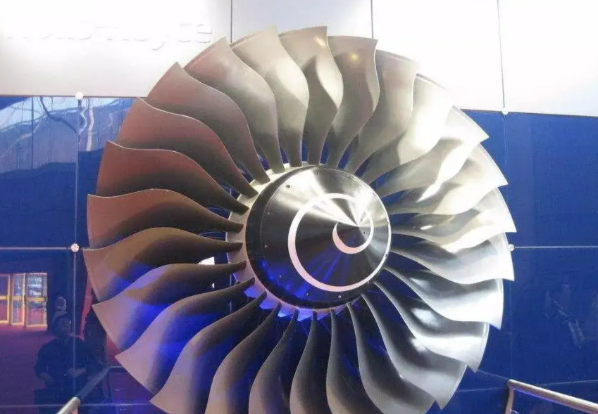 中国新型发动机亮相叶盘耐疲劳性提高10倍再也不用羡慕美国了