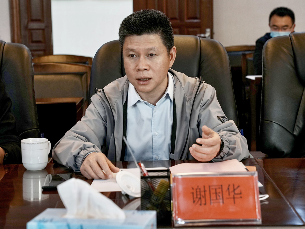 云南省福建总商会会长谢国华及各商会会长表示,近年来,呈贡区经济发展