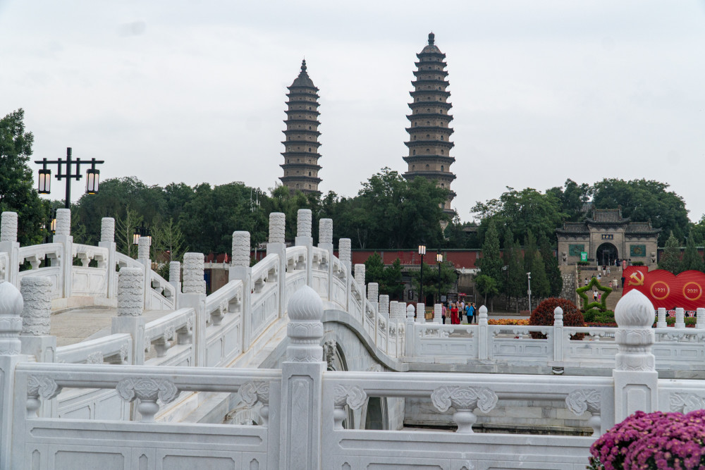 太原旅游景点推荐永祚寺双塔见证太原400余年历史变迁