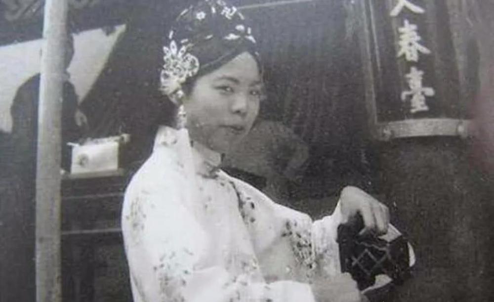 河南清洁工去世前自豪地说：我娶了皇帝的媳妇，这辈子值了
