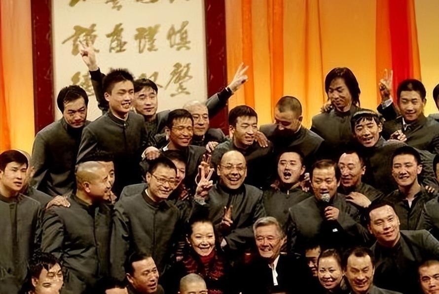 赵本山最近真是摊上事了,众徒子徒孙纷纷抱怨,爆料_腾讯新闻