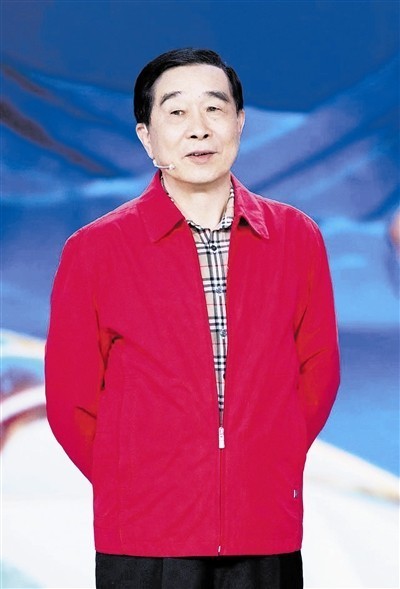 《青春守艺人》节目今日21时20分推出"城市记忆"主题,相声演员石富宽