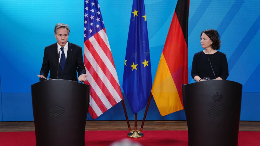德媒胡诌：德国应坚定站在西方这一边，美国哪怕再坏，也比中国好