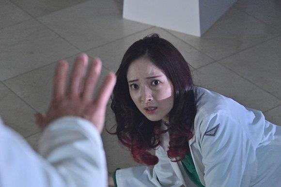 假面骑士revice:一辉隐瞒自己战斗会失忆,朱美惨遭赤石灭口!