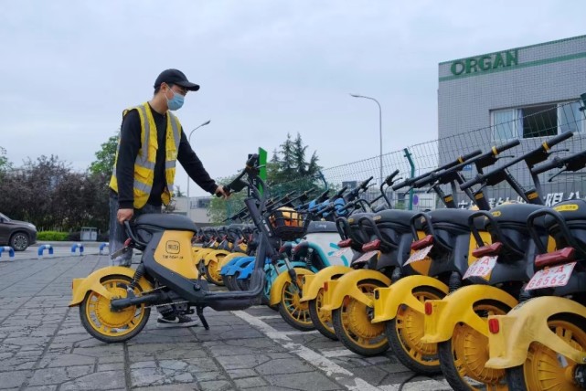 探索管理新模式 重庆共享电单车管理向智慧化升级