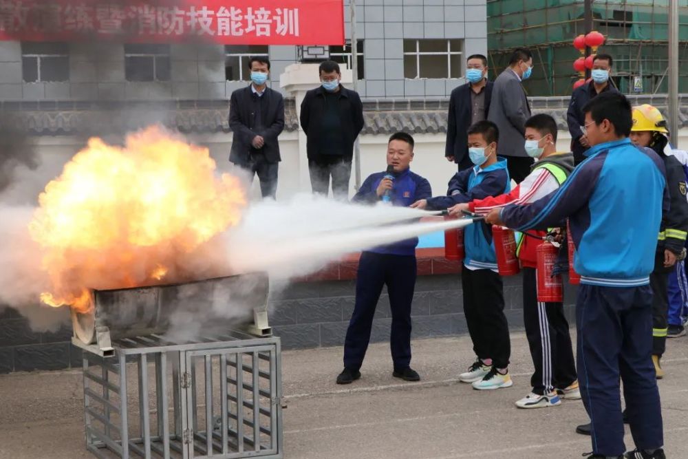 消防安全进校园水洛中学举行消防安全应急疏散演练暨消防技能培训活动