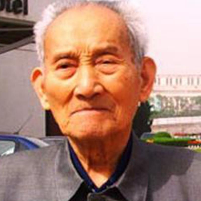 1978年,阮贤榜离休,离休后,他享受副兵团级待遇.