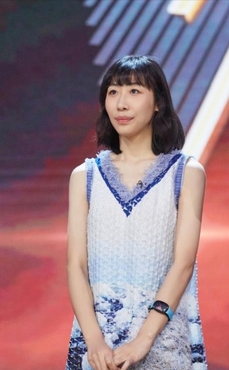 "王炸演员"任素汐:唱哭王菲,演技震撼黄渤,如今收视吊打海清