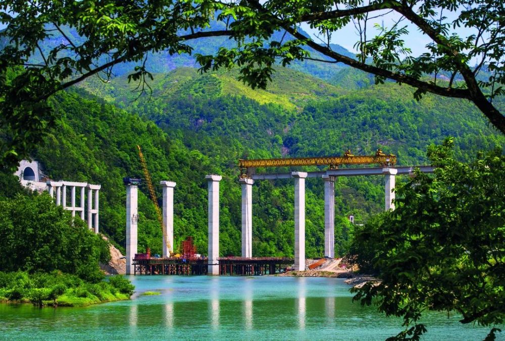 龙丽温高速文成至瑞安段工程通过竣工验收投入正式运营