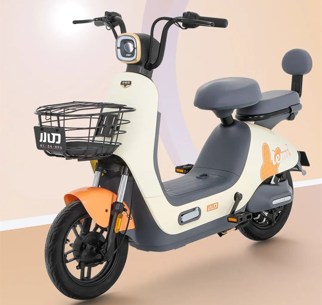 小刀推出乐米领航版电动车,潮流设计,搭载石墨烯电池,续航更远