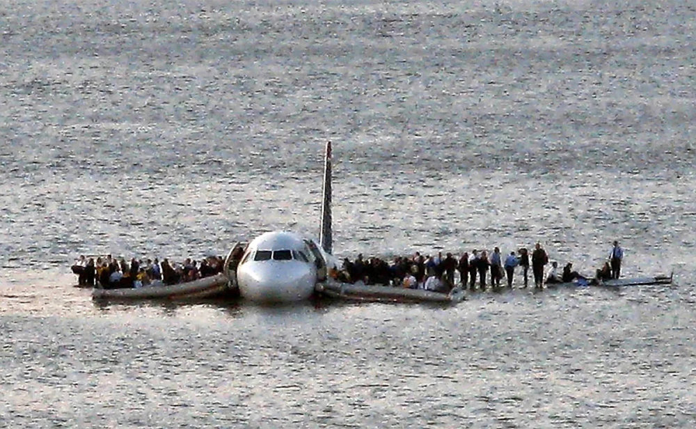 2009年,執飛全美航空1549號航班的空客a320從紐約拉瓜迪亞機場起飛