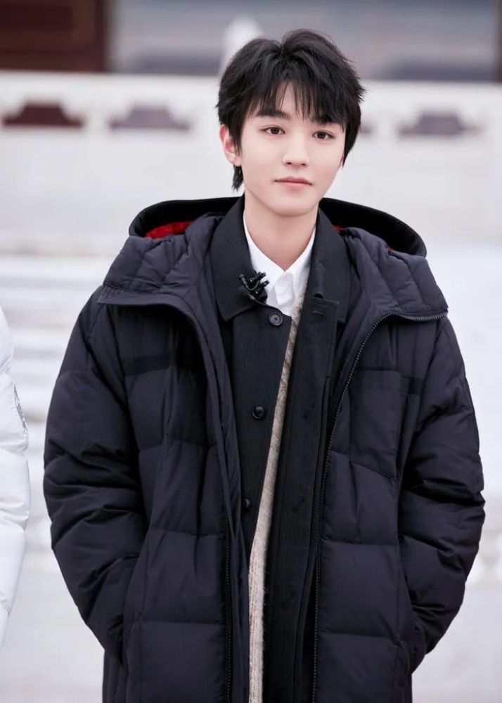 的王俊凯和易烊千玺,分别考进北电中戏,选秀节目中出道的灵超,焉栩嘉