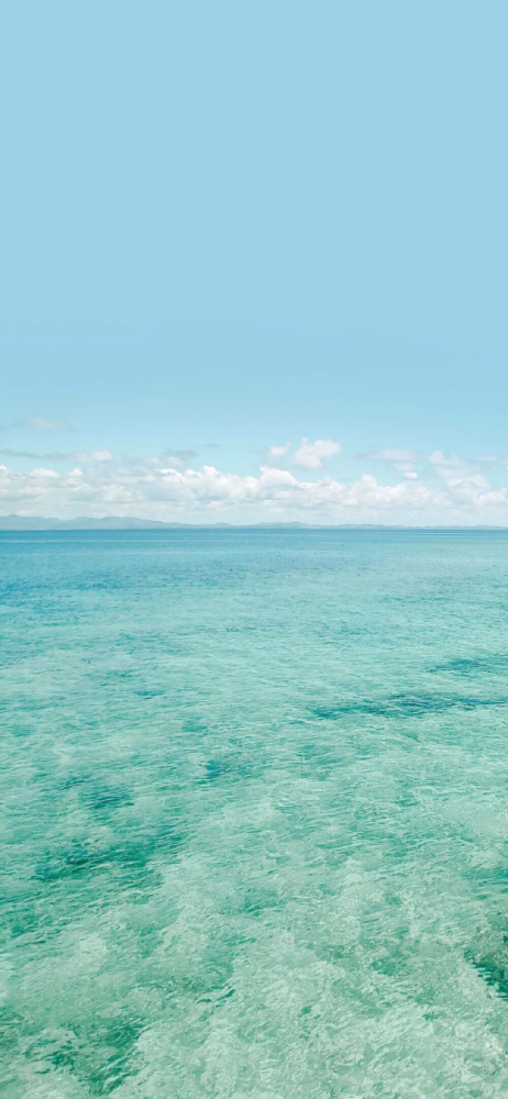 大海壁紙一直游到海水變藍