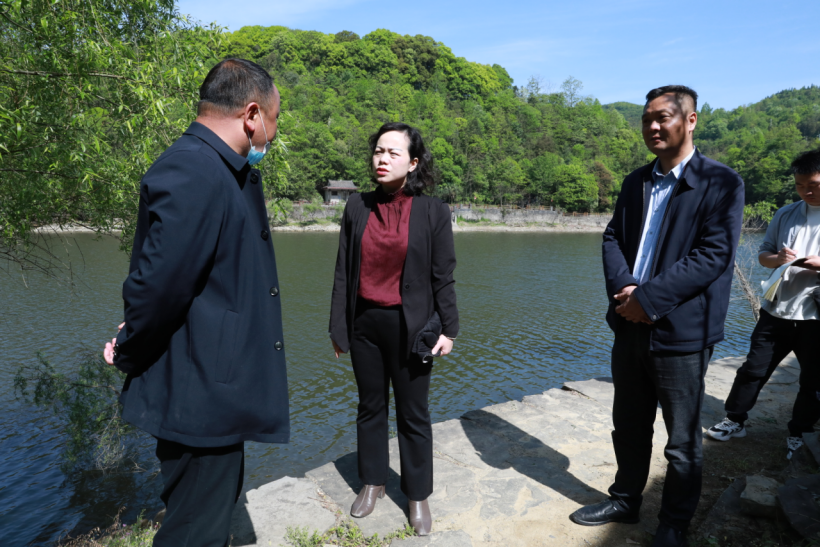 凤凰县人民政府副县长督查防溺水工作