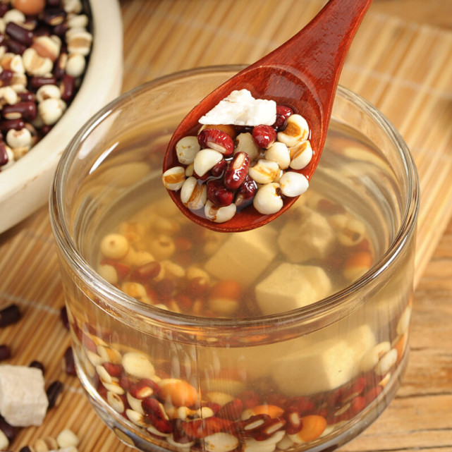 【祛湿佳品-药食同源的赤小豆薏米芡实茶】建议收藏