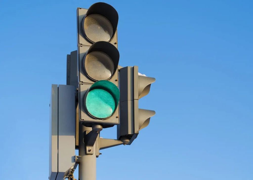 为什么别人一路绿灯,而你一路红灯?原因就在于…_腾讯新闻