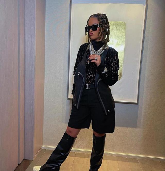 蕾哈娜男友再出事,机场因曾开枪被捕,网友调侃孩子考不了编制|rocky