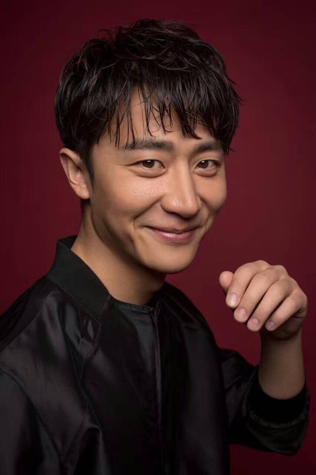 黄轩努力趁年轻