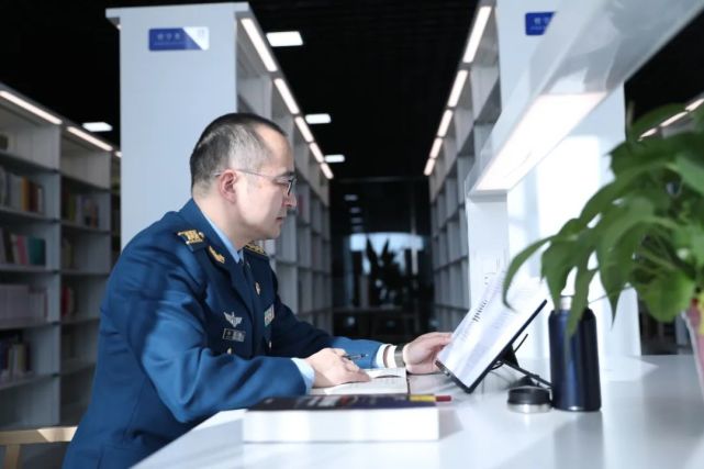 杨昌辉:每一天都是"读书日"