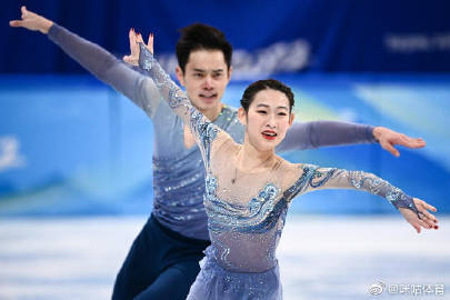 花样滑冰运动员彭程迎来25岁生日