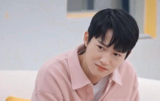 喜欢你我也是面对心动李俊良主动出击勇敢追爱