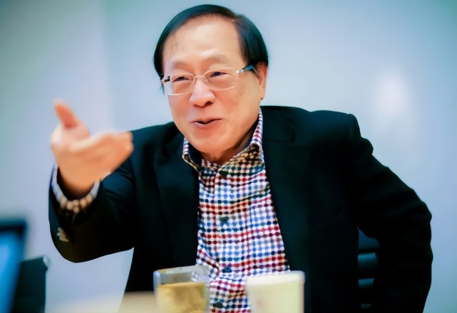 世界顶级科学家姚期智,73岁辞去终身教授,毅然踏上回国之路"立足中国