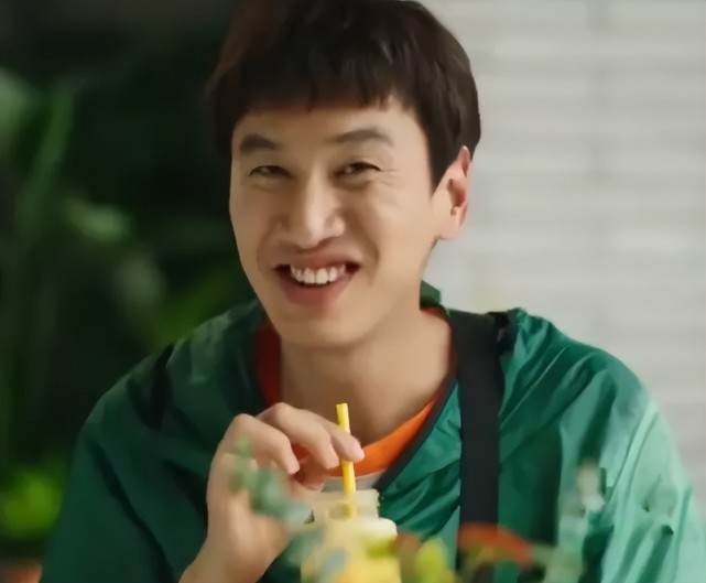 出身百亿豪门,演戏获最佳男配,李光洙:不止谐星这么简单