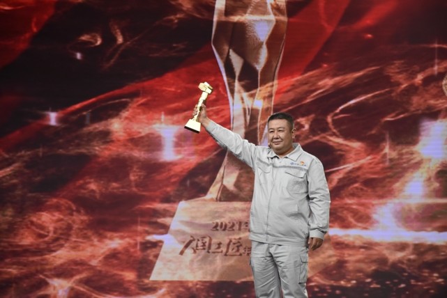 大国工匠陈兆海一眼锚定大海波涛