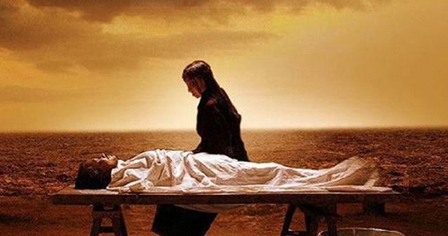 雪山肃立,长号声咽,400名喇嘛咏诵藏经,治多县贡萨寺大活佛贡萨秋吉