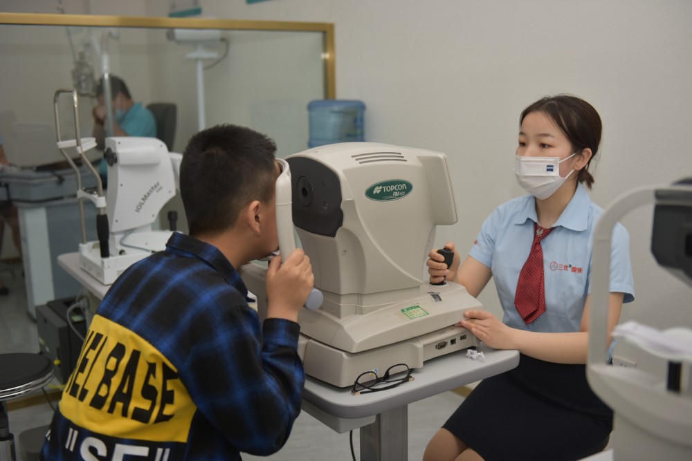 让青少年都有一双明亮的眼睛西安三优眼镜眼健康科普馆开馆