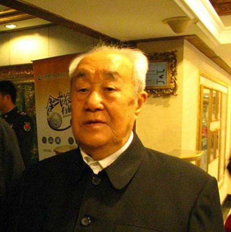 中印战争结束后我军王牌师师长董占林被授予了什么军衔