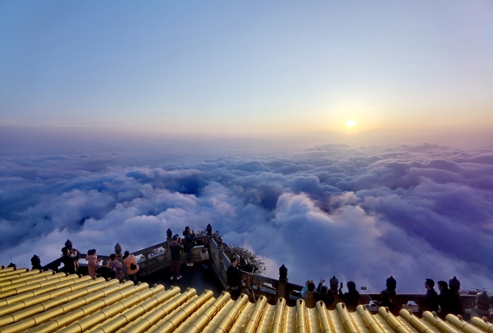 峨眉山看金顶云海日出,最省钱省力的一种方法,想去的来看看哦_腾讯