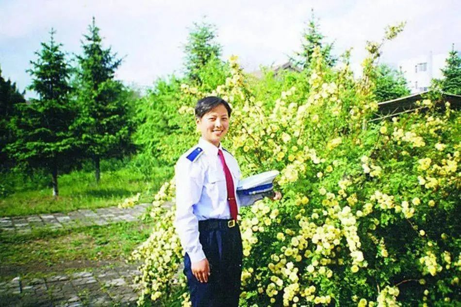 破云向上之美：“寒门出芙蓉，宇宙摘星辰”