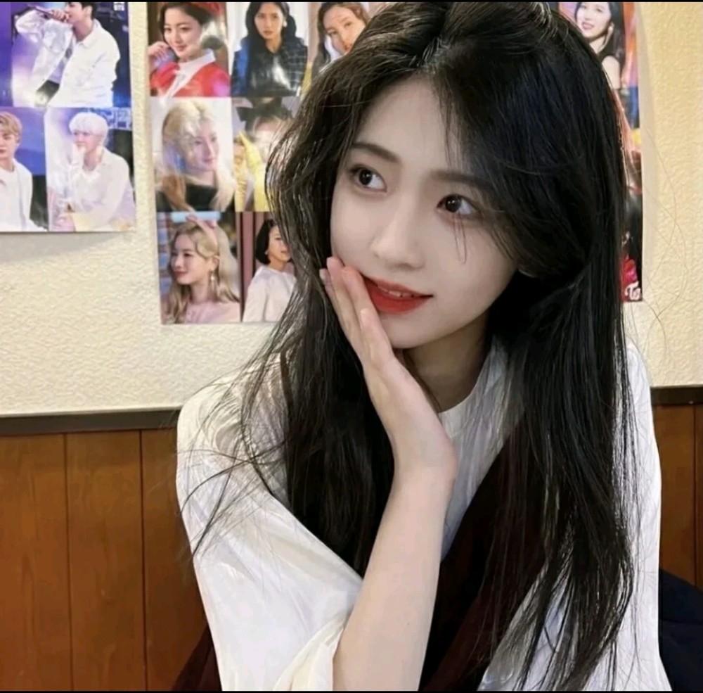 女生头像招桃花头像