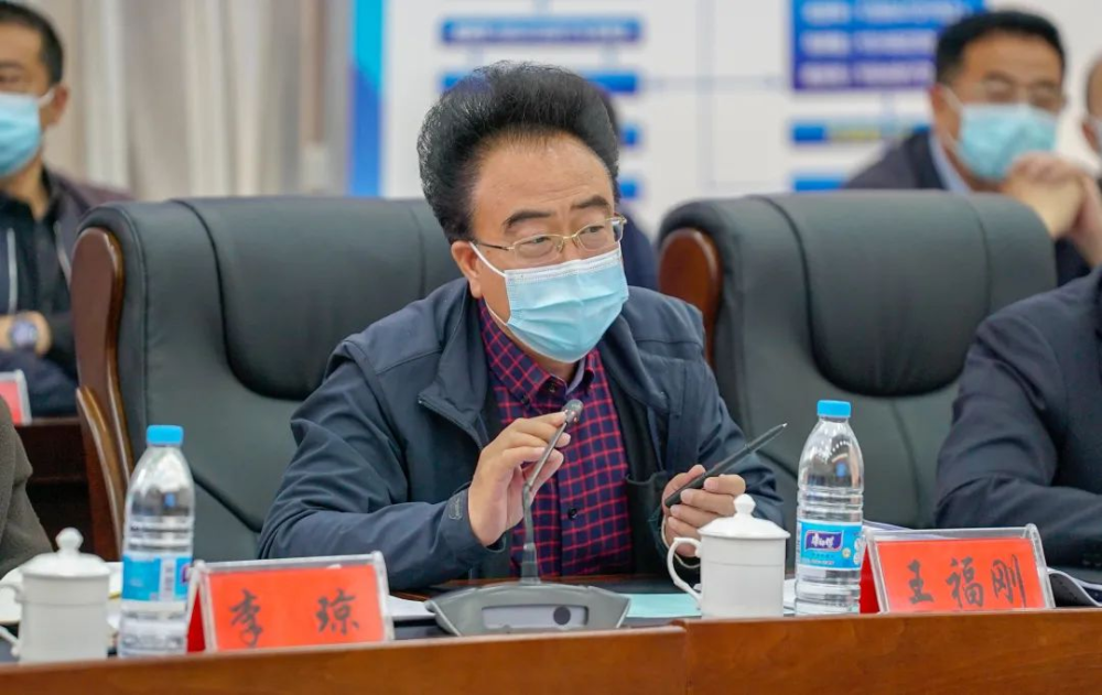 包头市职教园区综合服务中心主任 王福刚九原区区委副书记,政法委书记