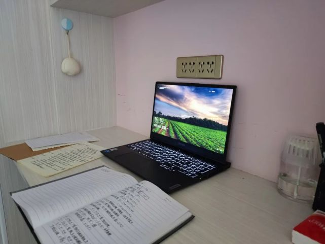 创院学子的网课生活