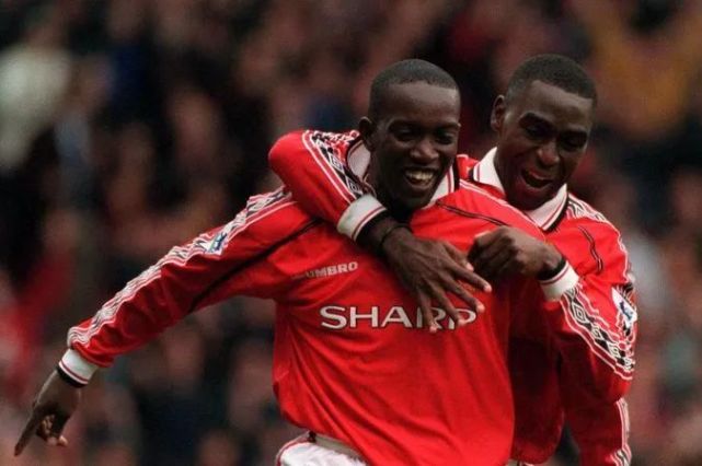 曼联的"黑风双煞",曾是世界足坛的巅峰组合_腾讯新闻