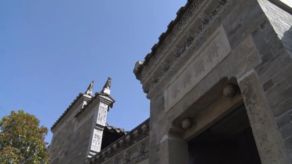 佛坪县岳坝镇岳坝村举行采风写生基地授牌仪式_腾讯新闻